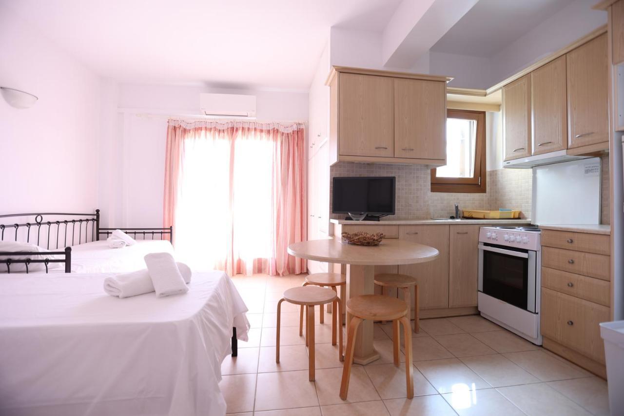 Seaside Gialova Apartamento Pylos Exterior foto