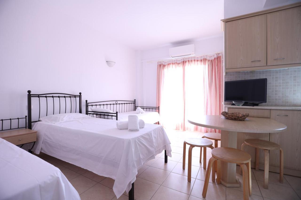 Seaside Gialova Apartamento Pylos Exterior foto