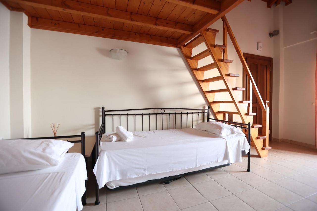Seaside Gialova Apartamento Pylos Exterior foto