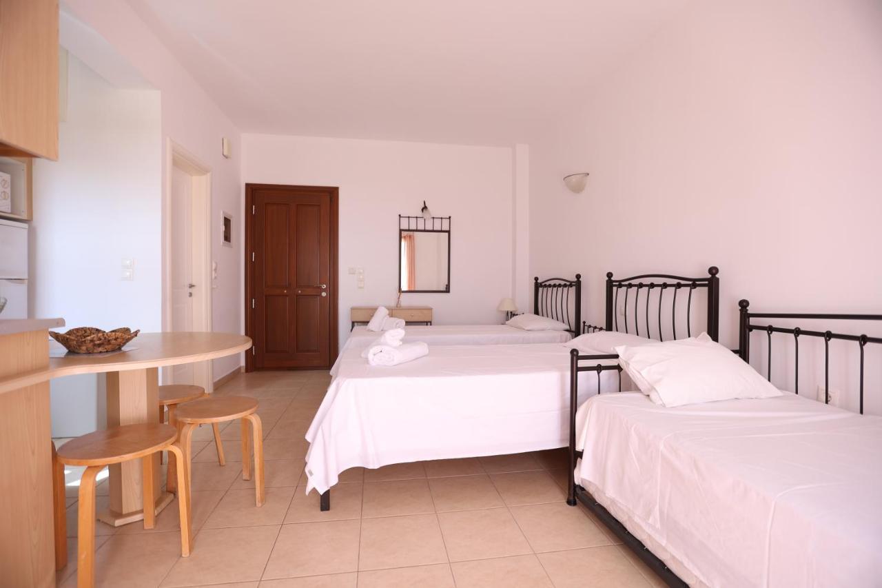 Seaside Gialova Apartamento Pylos Exterior foto
